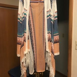 Long sleeve open sweater colorful for spring.